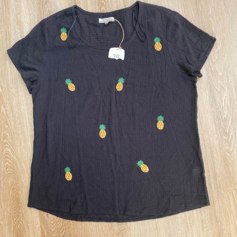 World Market Black Cotton Pineapple Embroidered Short Sleeve Top L/XL NWT - Picture 2 of 6